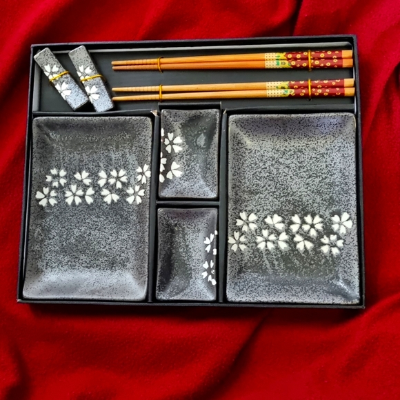 Other - Japanese ceramic sushi set